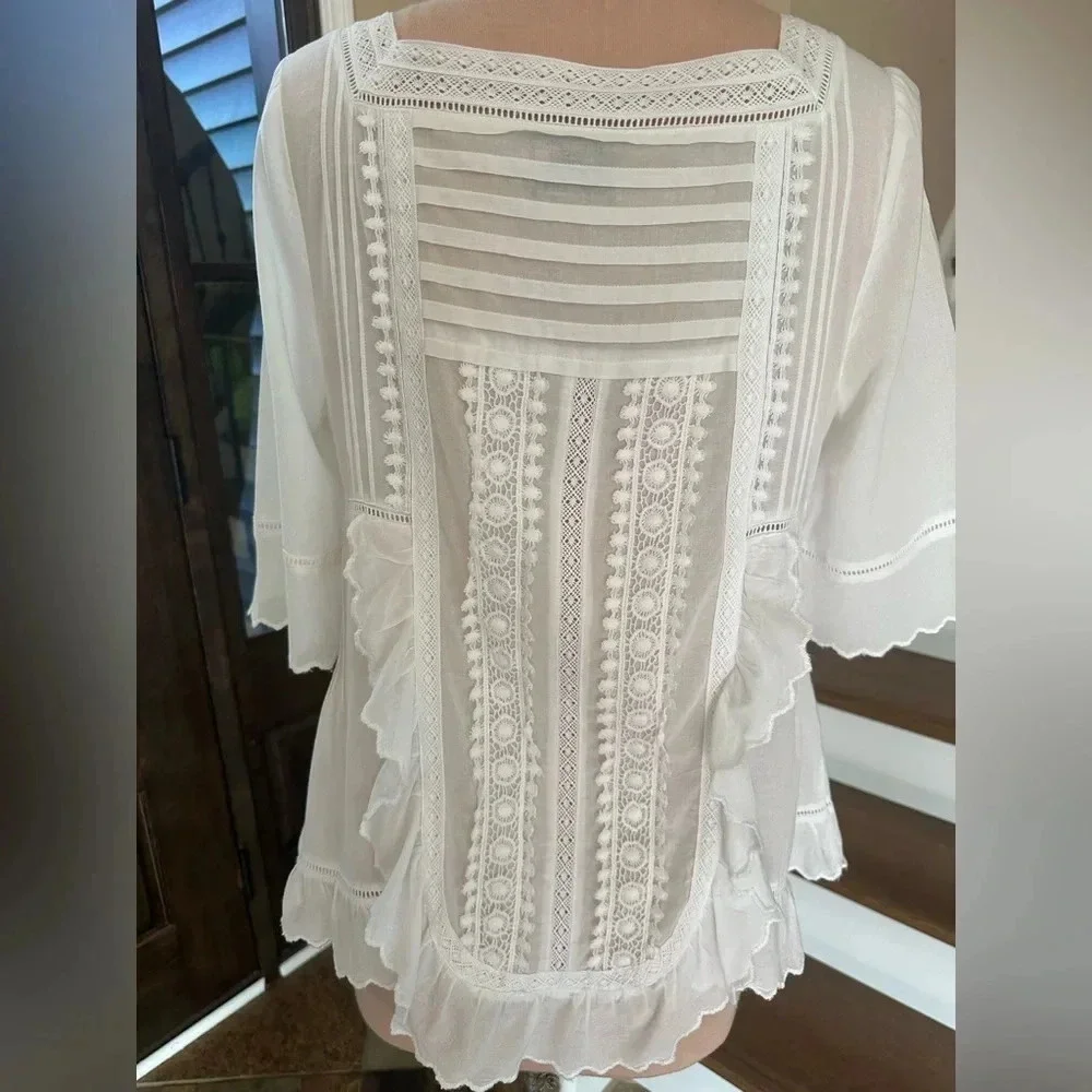 Juicy Couture White Lace Eyelet Ruffle Peasant Blouse Top Size 8
